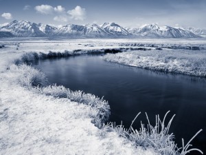 Eastern Sierra Nevada, Mammoth, Owens River, Winter, Snow